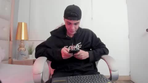 Snapshot of dark_sun333 chatting on November 22, 2025, 10:53 pm dark_sun333 online show from November 22, 2025, 10:53 pm