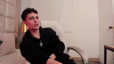 dark_sun333 online show from January 6, 2026, 11:51 pm