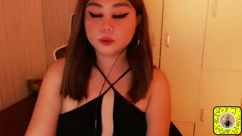 Snapshot of darkbirde chatting on October 22, 2025, 5:45 pm Rose Dawson online show from October 22, 2025, 5:45 pm