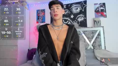 Snapshot of darkboy26_ chatting on January 9, 2026, 2:14 am Blake online show from January 9, 2026, 2:14 am