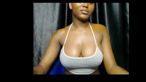 sexygal online show from October 18, 2025, 7:14 pm