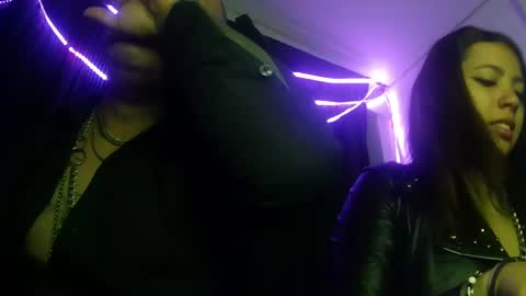 darkclothes online show from January 23, 2025, 12:57 am