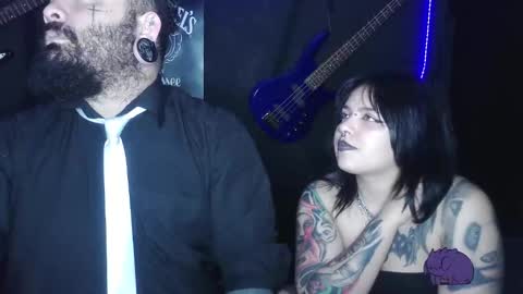 darkclothes online show from November 23, 2025, 1:16 am