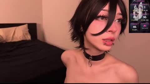 Yuu online show from March 26, 2026, 11:21 pm