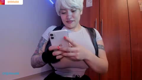 darknes_lilith18 online show from February 7, 2025, 2:19 am