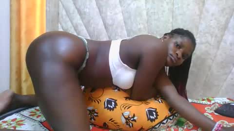 SHANICE online show from February 18, 2026, 10:22 am