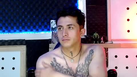 DARKO0717 online show from December 23, 2024, 1:40 am