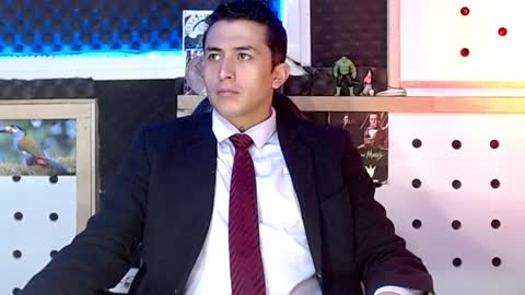 DARKO0717 online show from January 3, 2025, 3:33 pm
