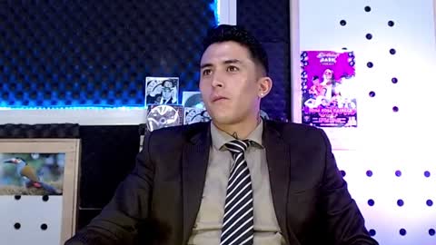 DARKO0717 online show from January 14, 2025, 6:28 pm