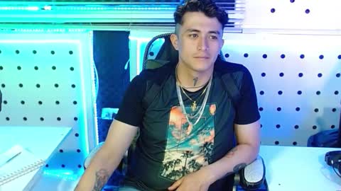 DARKO0717 online show from November 14, 2025, 10:07 pm