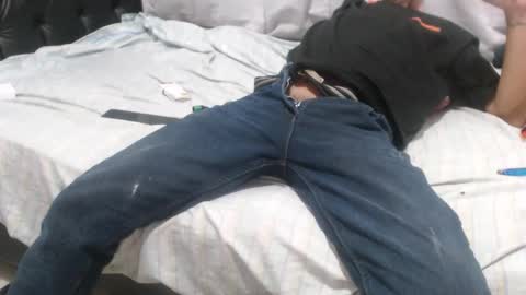 Snapshot of darkr_ider chatting on April 25, 2026, 2:47 am darkr_ider online show from April 25, 2026, 2:47 am
