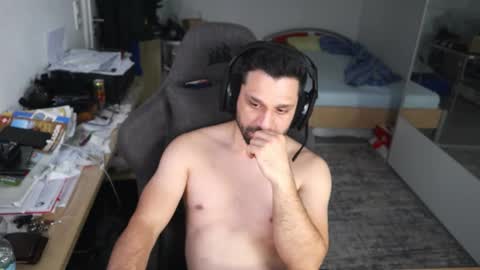 Snapshot of darkschneider_ chatting on October 4, 2025, 5:49 am darkschneider_ online show from October 4, 2025, 5:49 am