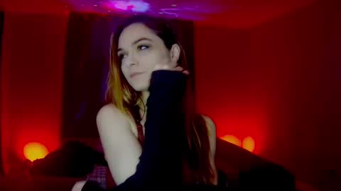 roseredgoddess online show from March 2, 2025, 3:34 am