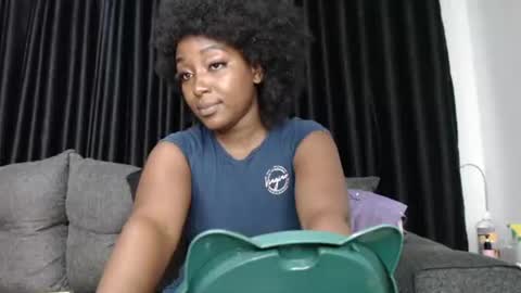 darktanqueen online show from June 2, 2026, 3:30 am
