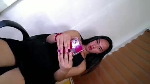 Snapshot of darkxmonica1111 chatting on May 29, 2026, 1:20 pm its me monica online show from May 29, 2026, 1:20 pm