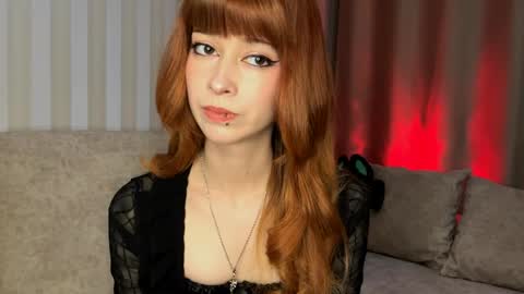 Snapshot of darleencouty chatting on May 15, 2026, 4:14 pm Lina online show from May 15, 2026, 4:14 pm