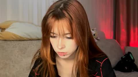Snapshot of darleencouty chatting on May 23, 2026, 3:16 pm Lina online show from May 23, 2026, 3:16 pm