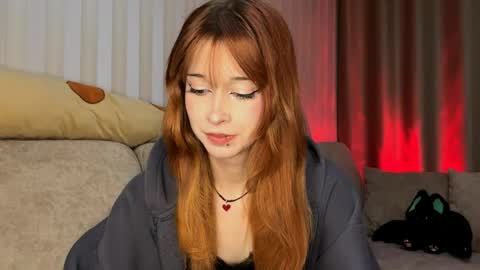 Snapshot of darleencouty chatting on May 25, 2026, 3:40 pm Lina online show from May 25, 2026, 3:40 pm