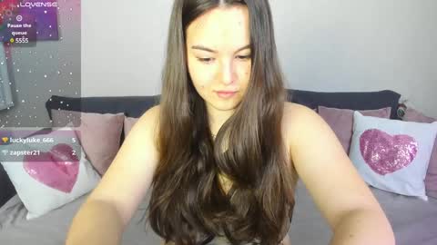 darlenedolce online show from January 14, 2025, 11:31 am