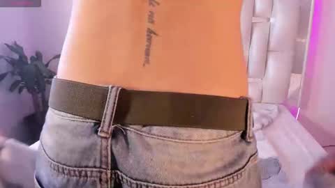 darlyn_tenderhot__ online show from February 26, 2026, 3:22 pm