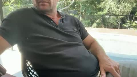 dartanian0001 online show from September 24, 2025, 3:43 am