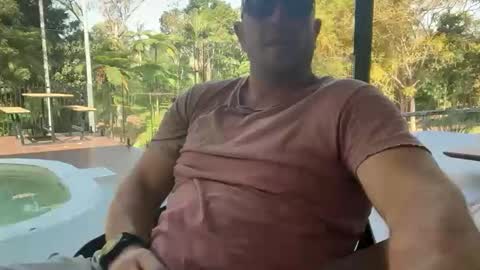 dartanian0001 online show from October 6, 2025, 5:16 am