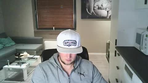 Dario online show from October 10, 2025, 5:12 pm