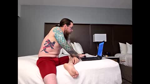 DarthRaider online show from April 15, 2026, 2:07 am