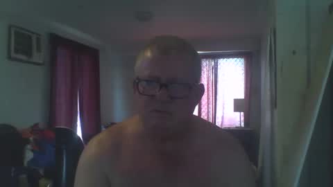 darwincock online show from December 8, 2024, 12:40 am