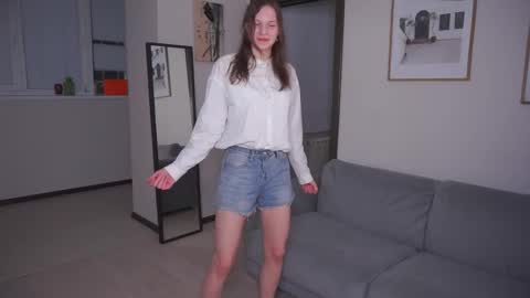Dasha online show from April 6, 2026, 4:52 pm