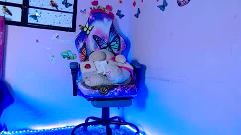 Dasly online show from March 24, 2026, 3:44 am