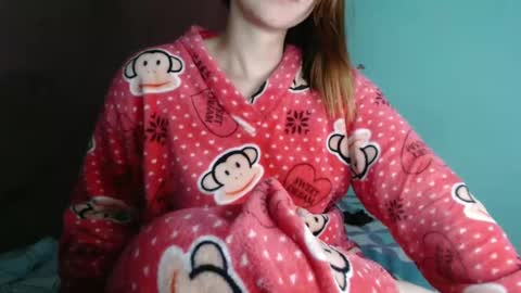 Dafne online show from February 22, 2025, 2:39 am