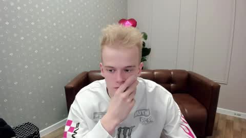Jossif online show from April 29, 2026, 5:22 am