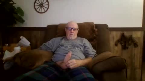 dave571960 online show from October 5, 2025, 10:24 am