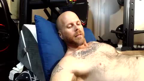 Snapshot of dave8404 chatting on July 21, 2026, 10:50 am Dave online show from July 21, 2026, 10:50 am