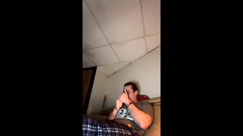 dave875126 online show from February 3, 2026, 1:26 am