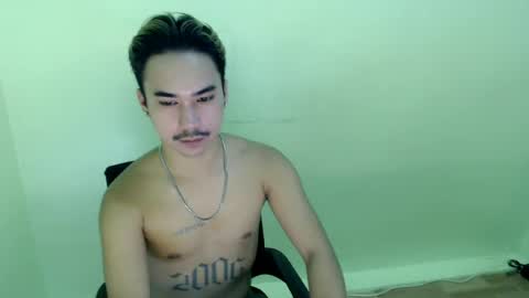 Snapshot of dave_cummers chatting on July 4, 2026, 3:24 am DAVE online show from July 4, 2026, 3:24 am
