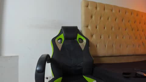 dave online show from October 21, 2025, 6:58 am