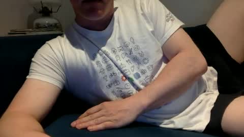daveb709709709 online show from June 18, 2026, 1:50 am