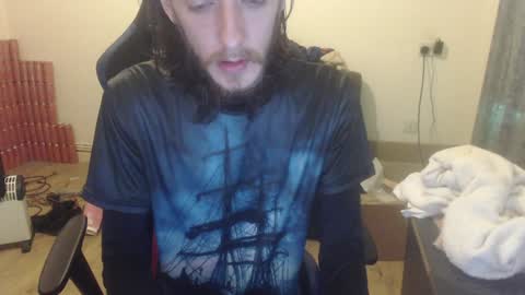 Snapshot of daver281197 chatting on January 18, 2025, 9:34 pm dave online show from January 18, 2025, 9:34 pm