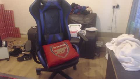 Snapshot of daver281197 chatting on January 23, 2025, 8:25 am dave online show from January 23, 2025, 8:25 am