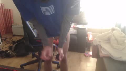 Snapshot of daver281197 chatting on March 5, 2025, 4:46 pm dave online show from March 5, 2025, 4:46 pm