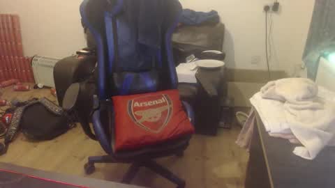 Snapshot of daver281197 chatting on November 1, 2025, 2:02 am dave online show from November 1, 2025, 2:02 am