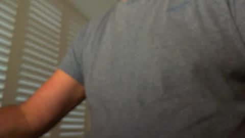 davesu12345 online show from October 20, 2025, 6:25 am