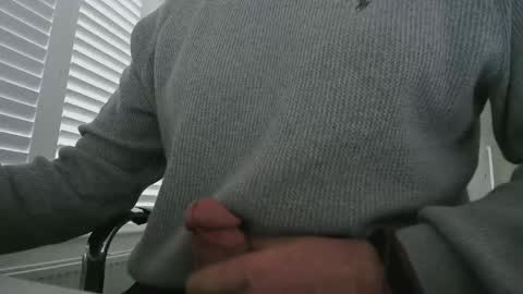 davesu12345 online show from February 6, 2026, 10:07 am