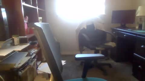 Snapshot of davethebooky chatting on December 6, 2024, 4:06 pm Dave online show from December 6, 2024, 4:06 pm