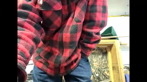 davey33_ online show from March 11, 2025, 3:34 pm