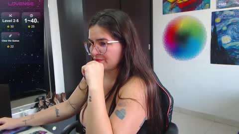 daviana online show from December 12, 2024, 4:32 pm