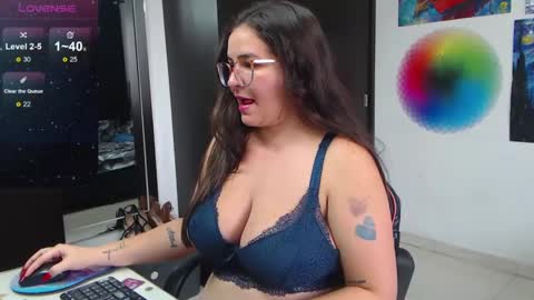 daviana online show from January 4, 2025, 1:42 pm