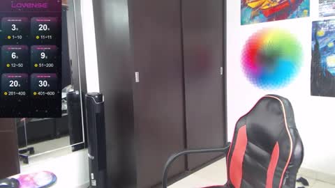 daviana online show from February 23, 2025, 1:42 pm